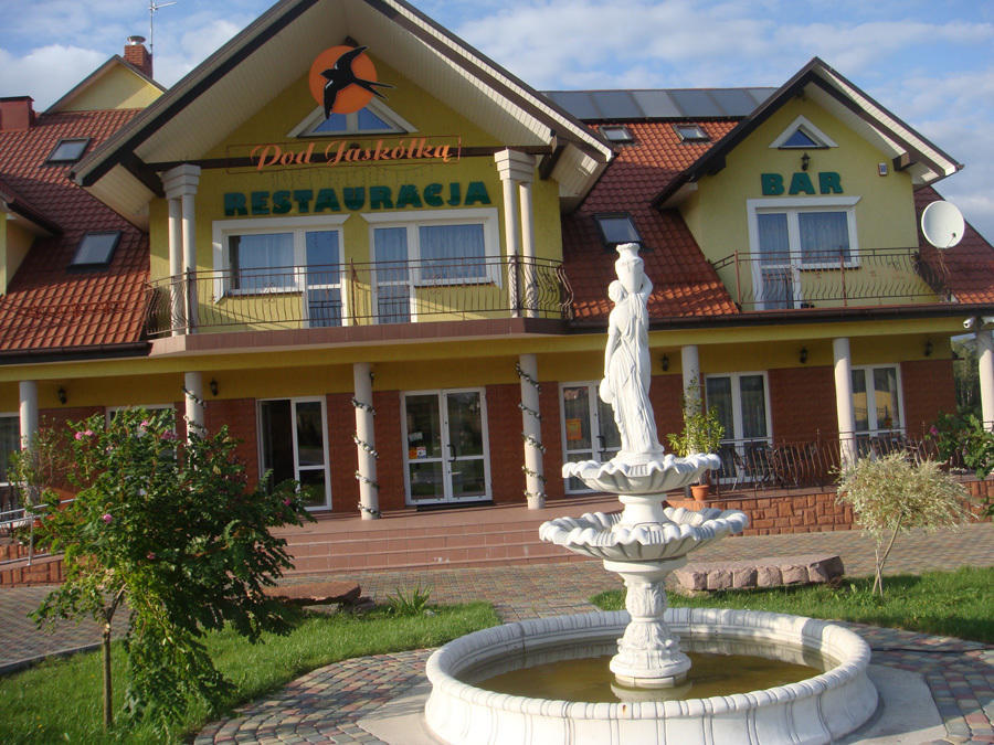 Hotel Pod Jaskolka Zagnansk Экстерьер фото